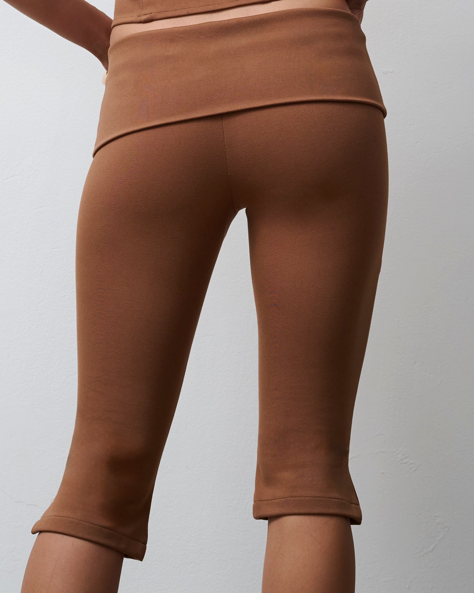 Lex Capri Pants - Camel